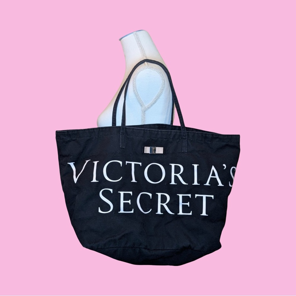 New with tags, Victoria Secret Duffel Bag